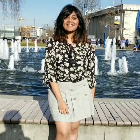 Floral top - Picture 1 of 3